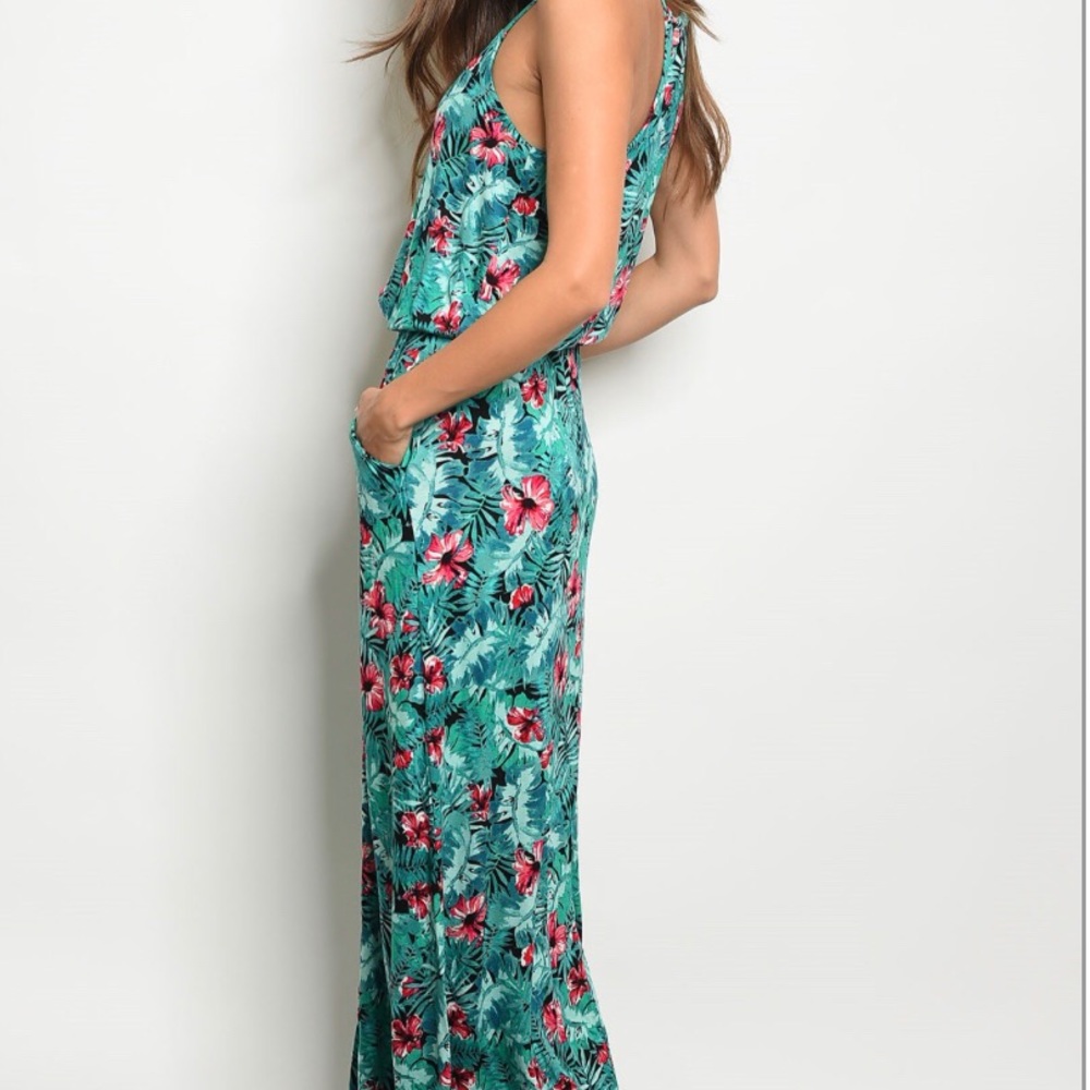 Kelly Green Floral Pocket Maxi Dress - Women - Picture 2 of 2